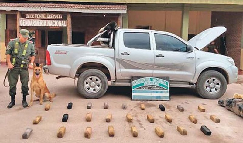 Transportaban 32 kilogramos de cocaína en el tanque de gasoil
