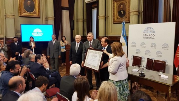 El Senado nacional otorgó al Diario EL LIBERAL máximo galardón