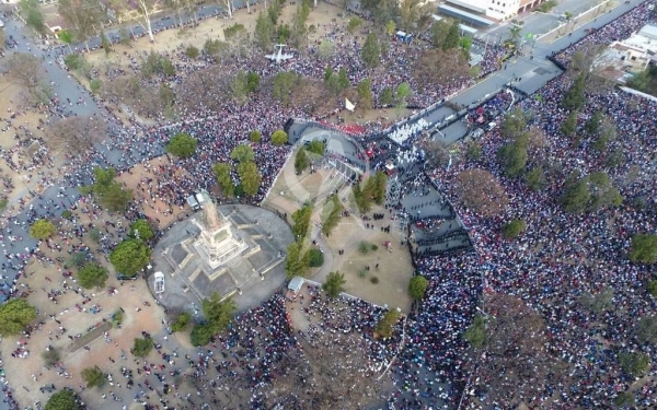 una multitud de salteños renovó su pacto de fidelidad con el Milagro y las imágenes regresan a la Catedral