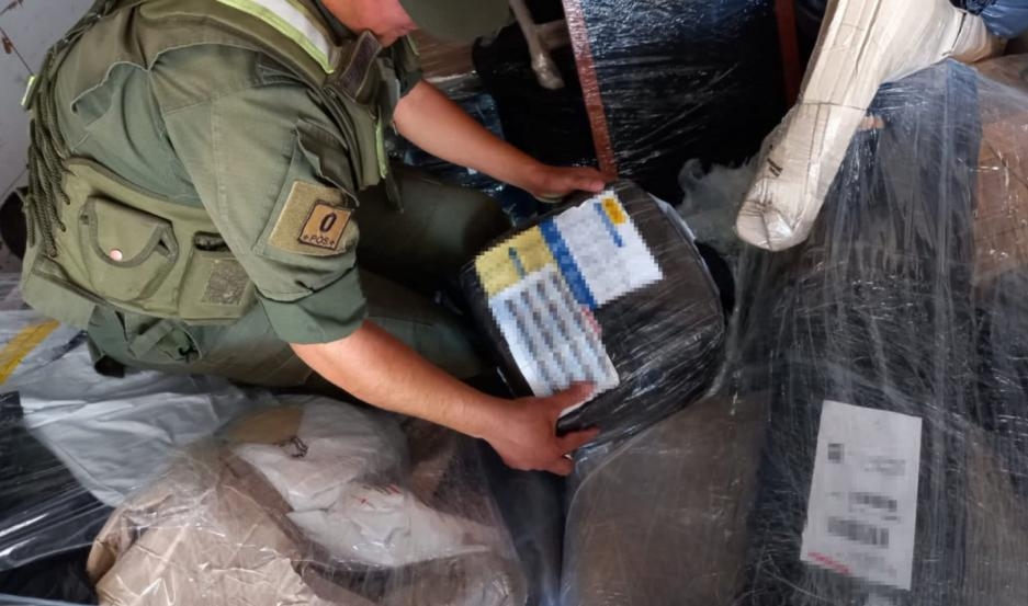 Parecía una simple encomienda, pero escondía más de 10 kilos de droga