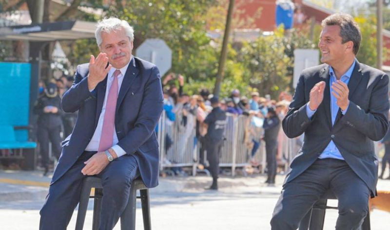 El Gobierno anunciaría este jueves suba a jubilados, a las AUH y del salario mínimo