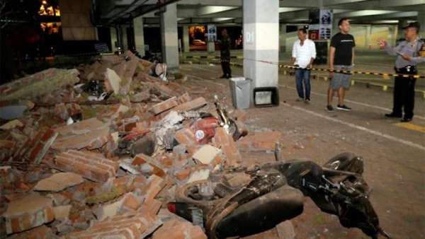 Terremoto de 7 grados de magnitud deja al menos 82 muertos en Indonesia