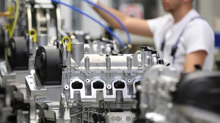En noviembre, la actividad industrial creció 4,5% y la construcción 6,2% interanual