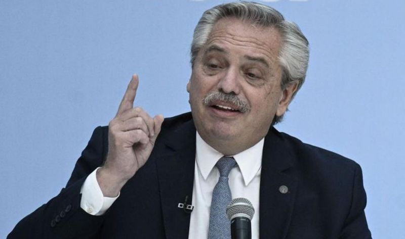 Fernández tras su regreso de Europa: “Vengo decidido a atacar el tema de los aumentos de los precios porque es inexplicable”