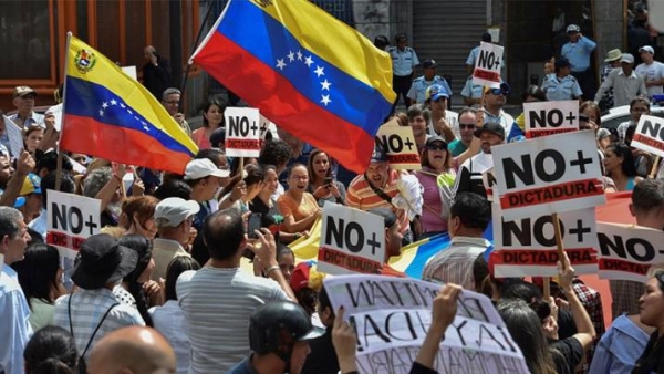 Los venezolanos vuelven a salir a las calles para protestar contra Nicolás Maduro
