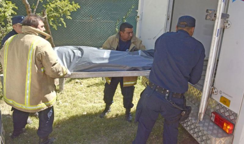 Conocido vecino falleció y sus perros le comieron gran parte de su cuerpo.