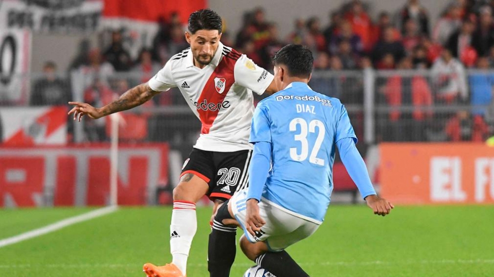 River va por un triunfo clave en Perú para acomodarse en la Copa Libertadores