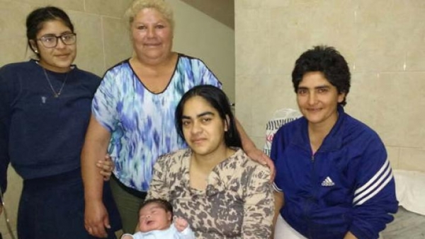 Una joven madre termense dio a luz a un bebé de 5 kilos por parto normal
