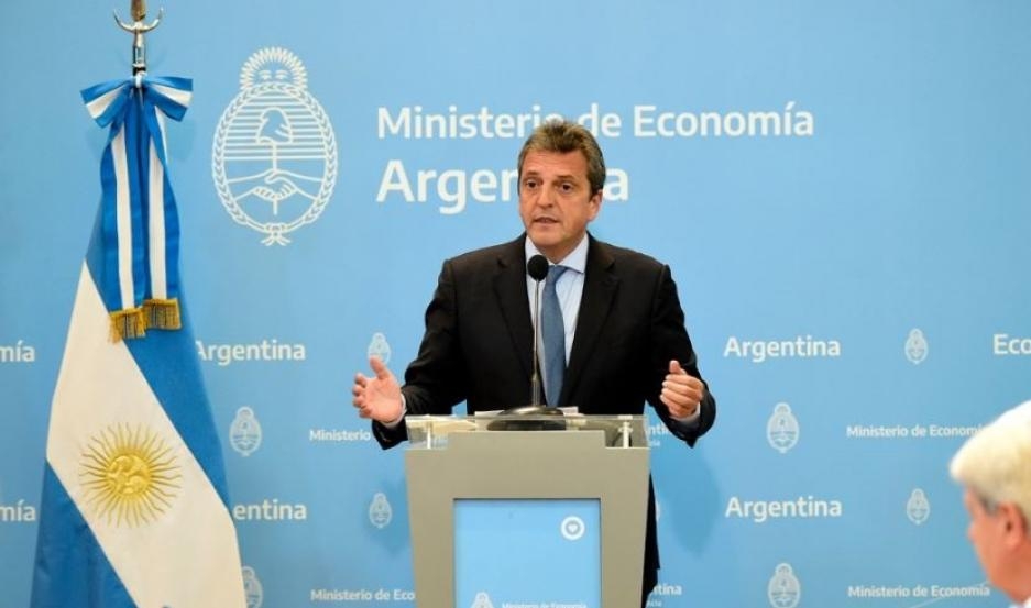 Massa anunció que los salarios de hasta $880.000 no pagarán Ganancias sobre el aguinaldo