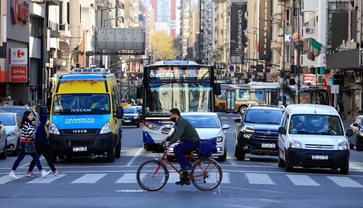 Otras 16.337 personas se contagiaron de coronavirus en Argentina