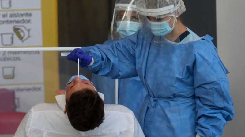 Se registraron 43 muertos y 2234 nuevos contagios en Argentina
