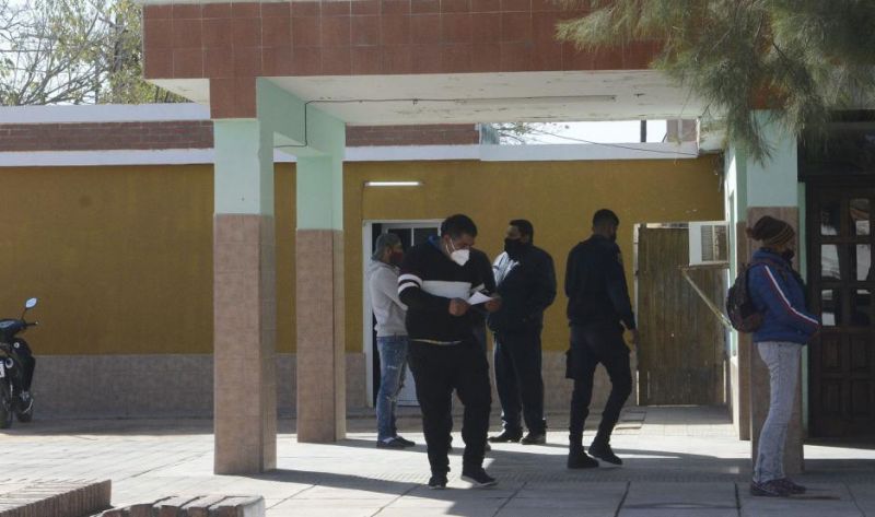 Una vendedora denunció a una concejal y docente de Campo Gallo por presuntas amenazas
