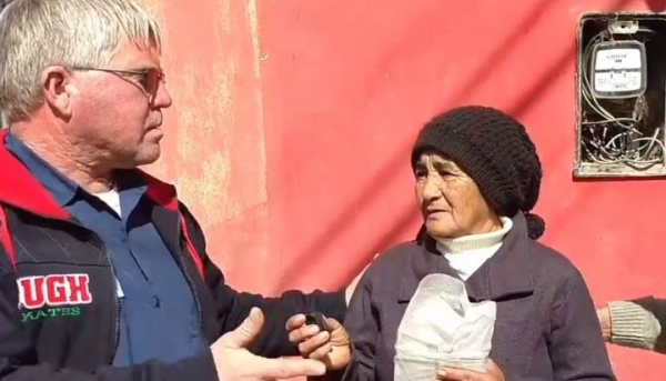 Pasó en Salta: donó el auto que ganó en una rifa para ayudar a una niña con cáncer