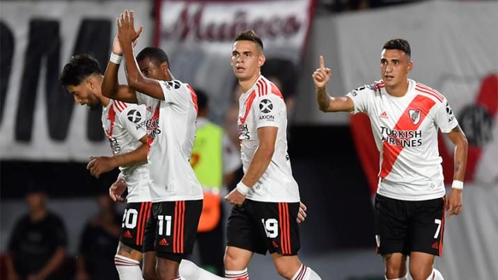 River visita a Huracán buscando un triunfo para meterse en el pelea
