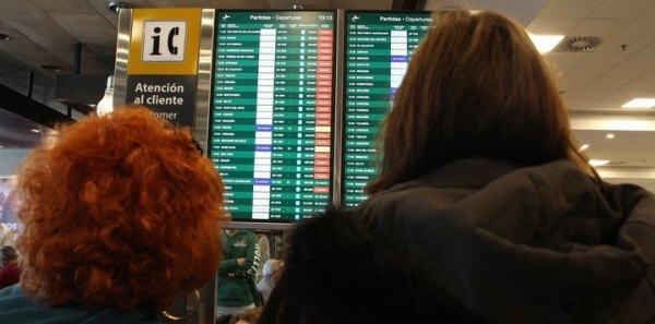 Aerolíneas Argentinas suspendió a 376 empleados que participaron en una protesta