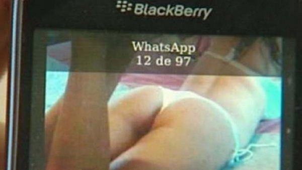 Profesor intercambiaba fotos hot con su alumna