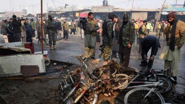 Un atentado con bomba en Pakistán deja al menos nueve muertos