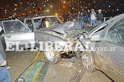 COPO: Ruta Nacional 16: En un violento choque frontal dos personas resultaron heridas de gravedad