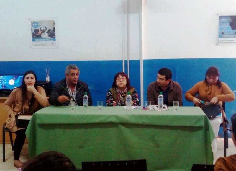 La Universidad Siglo 21 brindó en Campo Gallo una charla informativa.