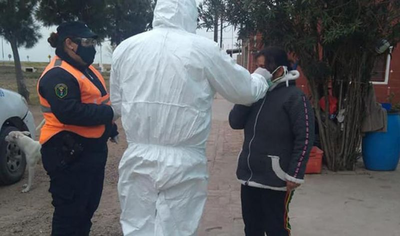 En Santiago fallecieron dos personas por Covid y se sumaron 74 casos