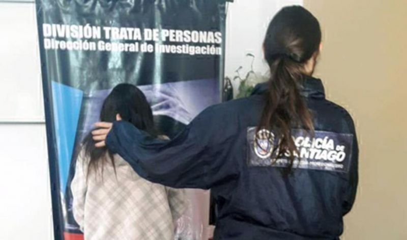 Detienen a una mujer que obligaba a sus tres hijas a prostituirse
