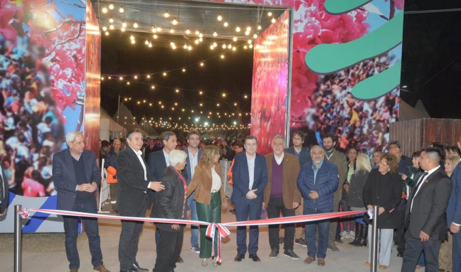 Oficialmente, quedó habilitada la "Feria Artesanal 2023" con más de 500 stands