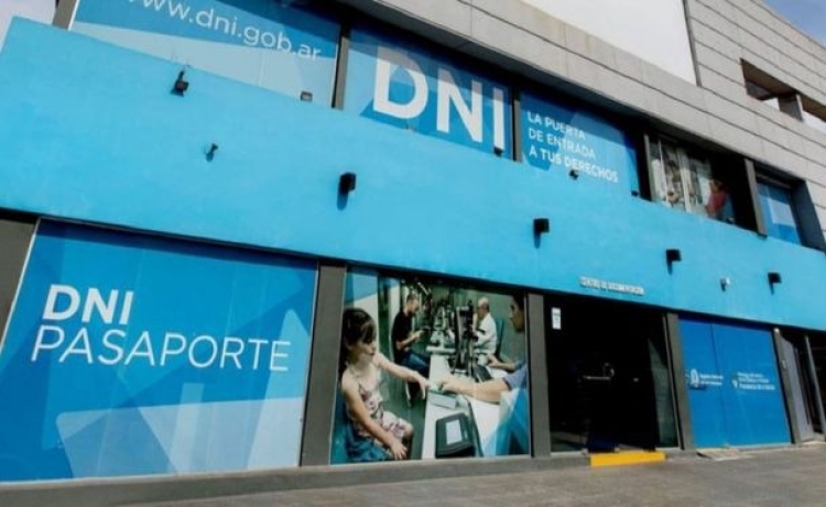 Se robaron más de 116 mil fotos de la base del Renaper