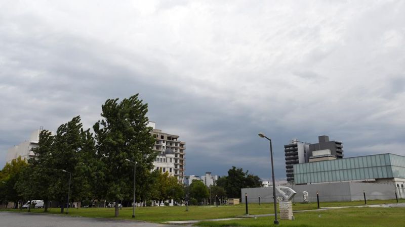 Anuncian un miércoles inestable con tormentas fuertes hacia la noche