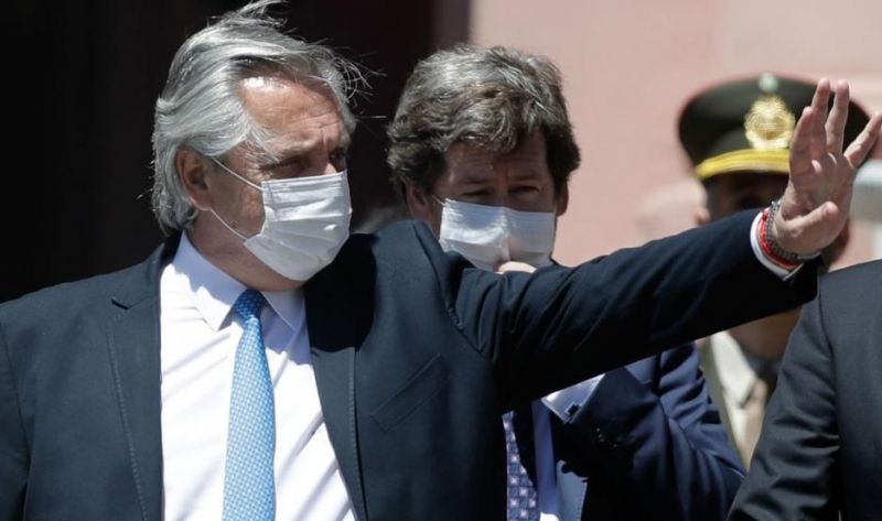 A. Fernández encabeza un homenaje a los fallecidos por coronavirus en Argentina