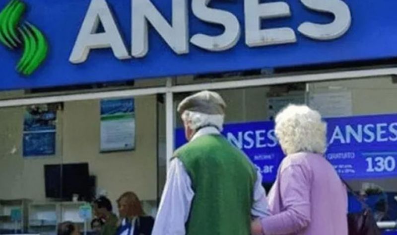 Este miércoles 13 de octubre pagan haberes inferiores a $ 29.135 a jubilados con DNI terminado en 2