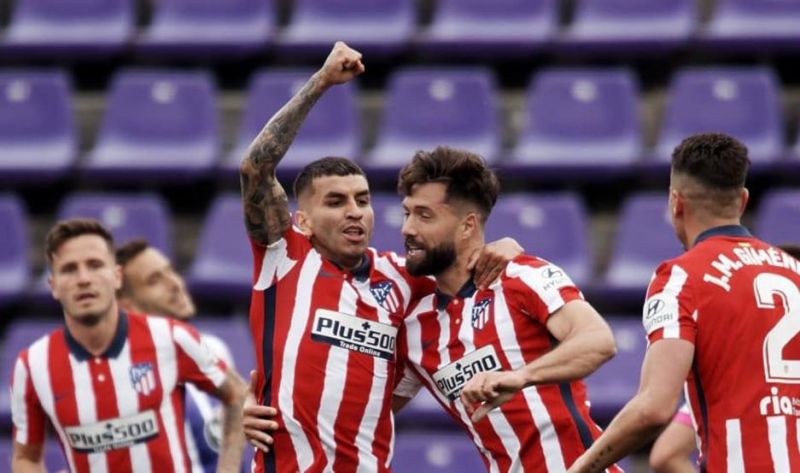 Con goles de Correa y de Suárez, el Atlético Madrid del "Cholo" Simeone venció al Valladolid, y es el nuevo campeón de la Liga