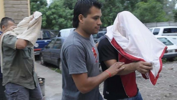 Los Pirpintos: Dos choferes salieron de "caravana" en la ambulancia