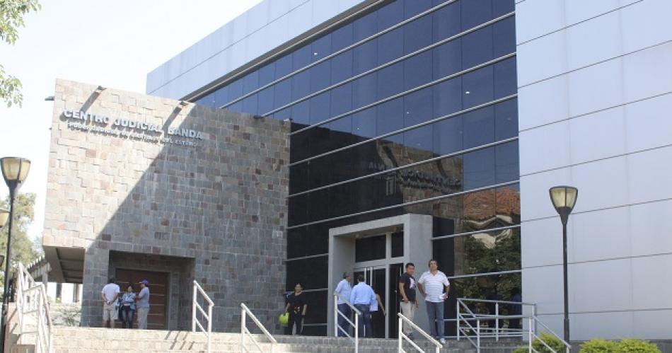 Aberrante: apresan a jubilado que abusaba de sus nietas de 8 y 10 años.
