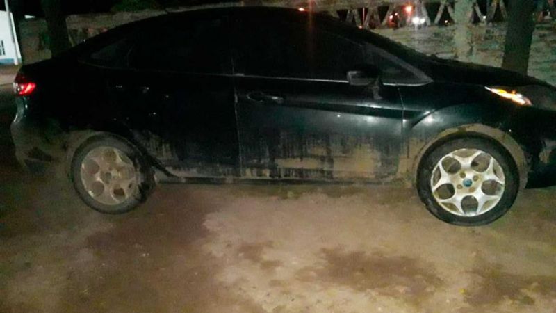 Descubren a un prófugo de la justicia en una fiesta clandestina