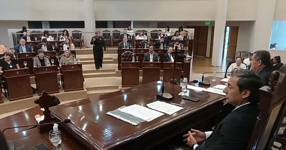 Recortes de recursos: la Legislatura se solidarizó con Bs.As. y Chubut.