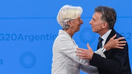 El FMI aprobó con elogios los "primeros resultados" del plan económico