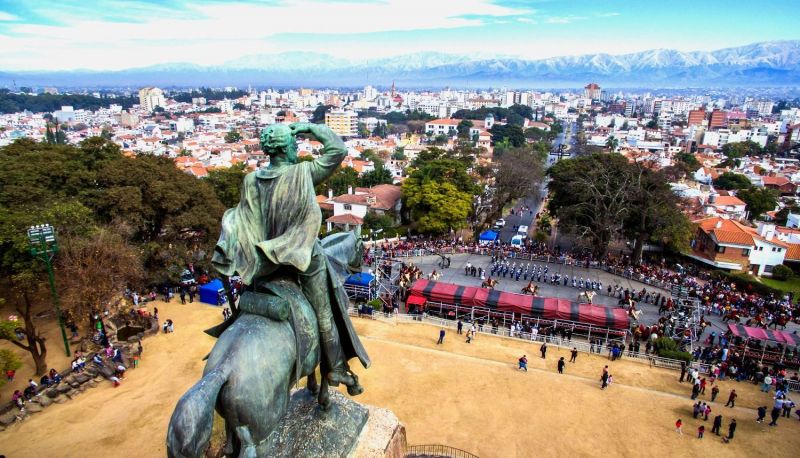 Nación mueve el feriado nacional por Güemes y hay polémica en Salta