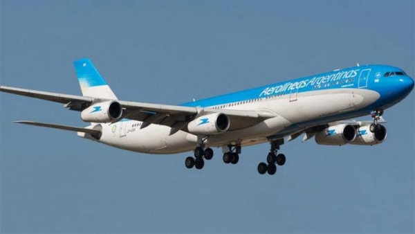 Aerolíneas se ajusta a la baja de la tarifa mínima: ofrece vuelos a $499