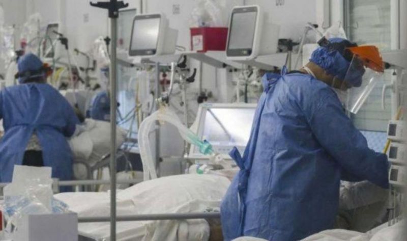 Restringen, al máximo, la atención e internación de pacientes en sanatorios