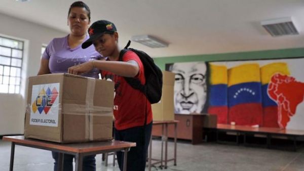 Elecciones en Venezuela: una jornada en paz, pero con poca movilización