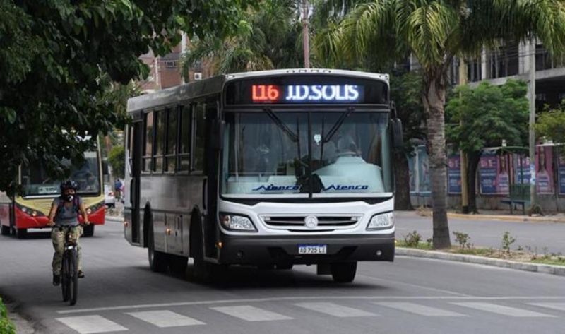 Último momento: se levantó el paro de colectivos en Santiago