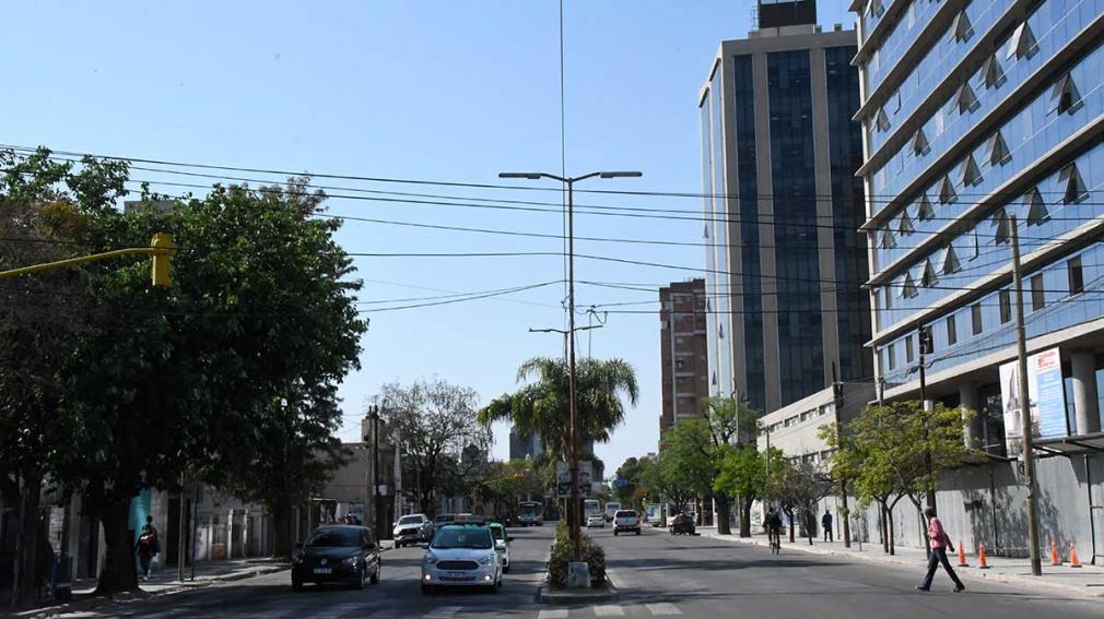 El frío sorprendió a los santiagueños este viernes: 9ºC a las 6 de la mañana