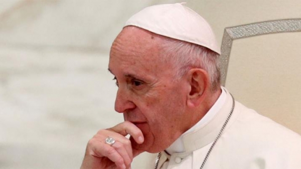 El papa Francisco reveló que está "preocupado" por la homosexualidad en el clero