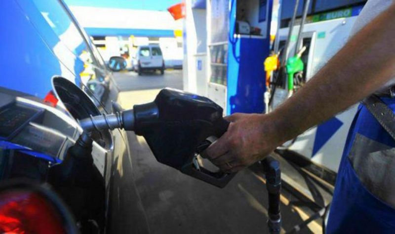 YPF volvió a incrementar el precio de sus combustibles y redondeó un 6% en 24 horas
