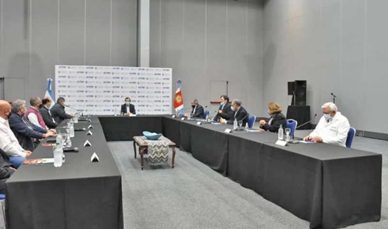 Zamora anunció importante paquete de beneficios para estatales, empleados de Salud y sector privado