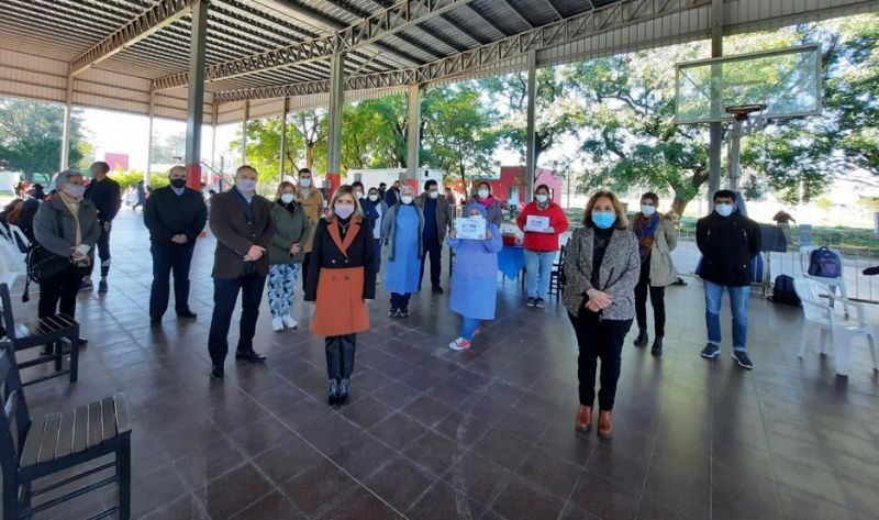 Anunciaron vacunación del personal docente del Nivel Secundario