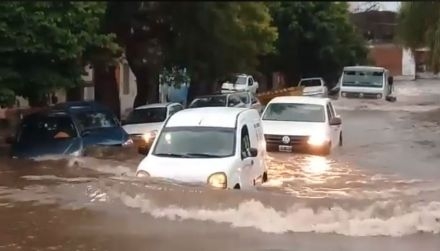 Santa Fe: Un muerto y voladura de techos por tormentas que afectan al Litoral