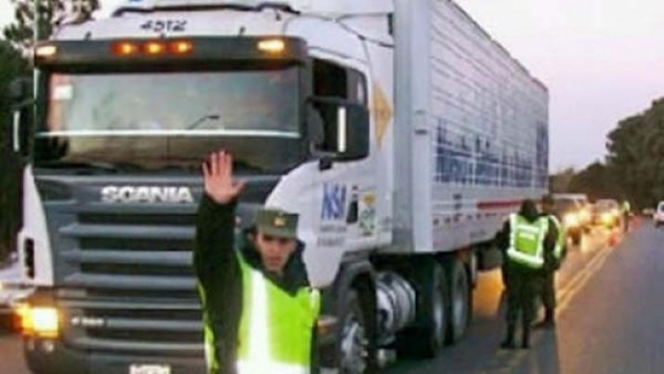 Mañana estará restringida la circulación de camiones en las rutas