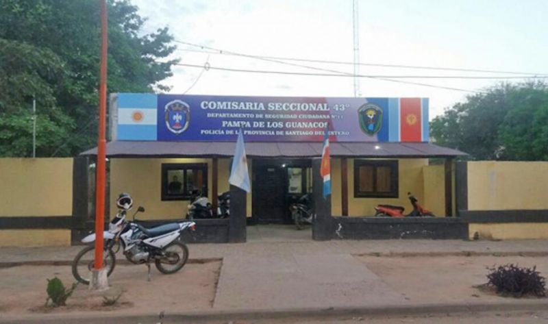 Investigan a mujer que abandonó encerrados a sus hijos de 7 y 2 años