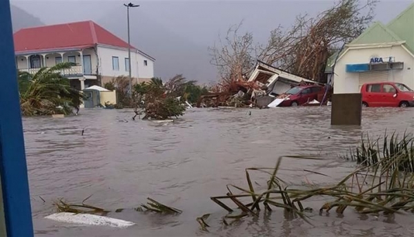 El huracán Irma deja al menos diez muertos y crece la preocupación